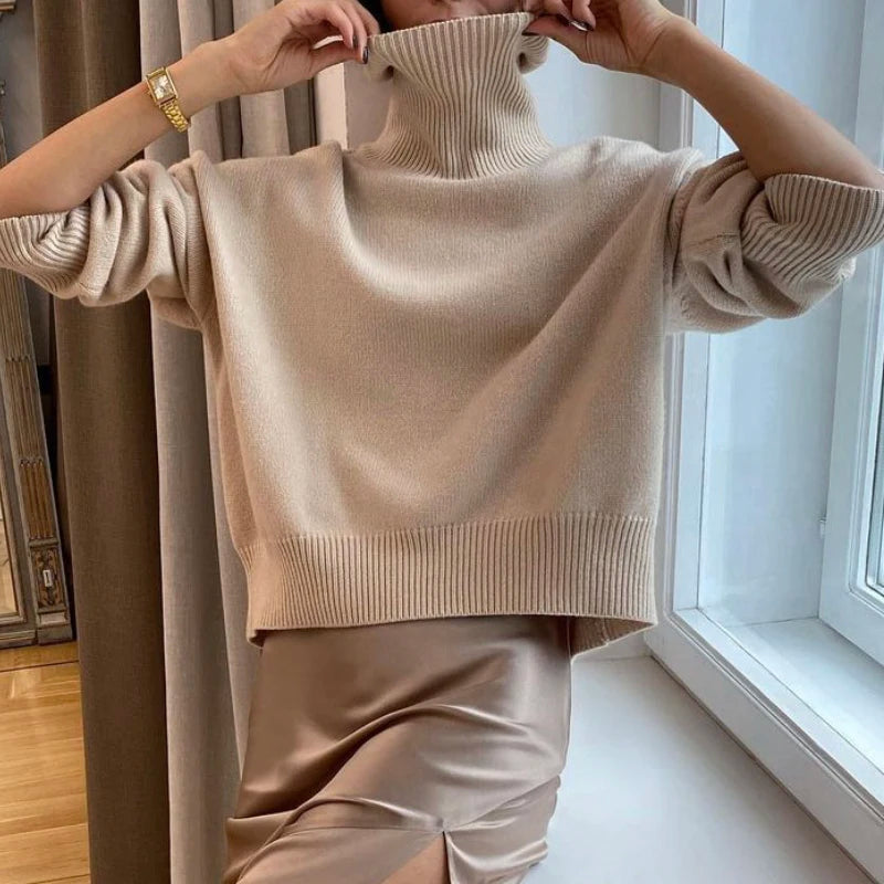 Soft Knit Turtleneck – Relaxed Pullover