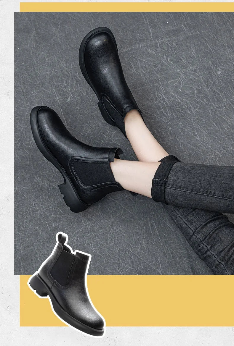 Plush-Lined Round-Toe Ankle Boots
