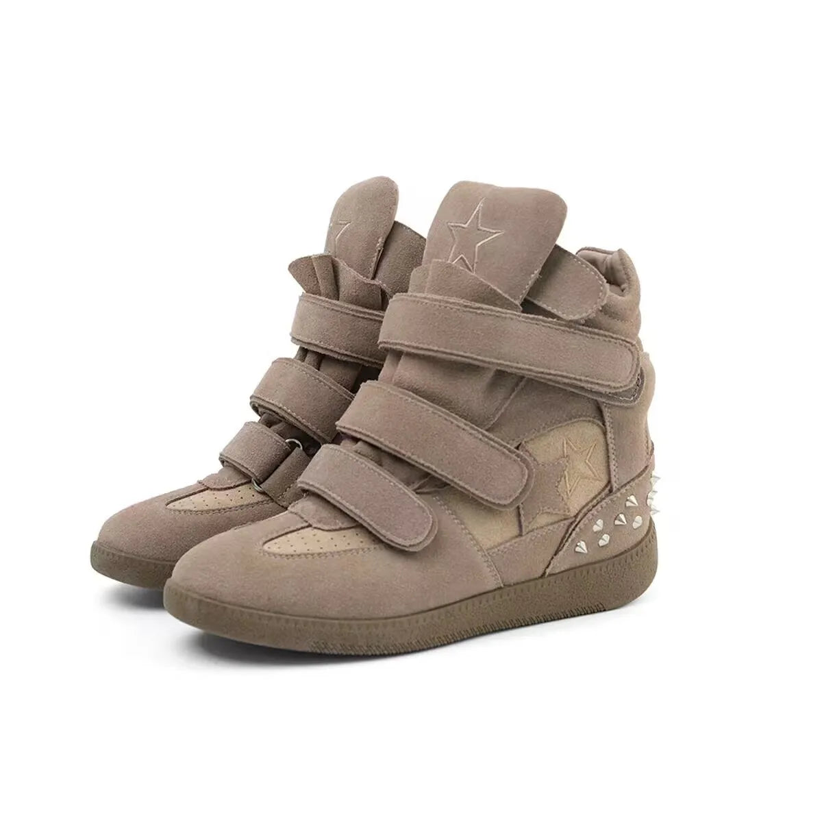 Lace-Up Sneakers – Medium Heel