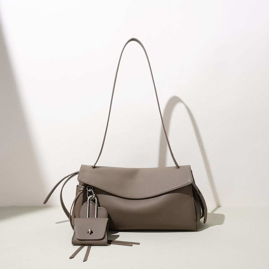 89069827163a724193f88522a884cb44